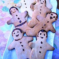 recette PETITS BONHOMMES EN BISCUIT