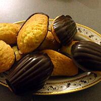 recette Madeleines pures beurre en coque de chocolat noir....