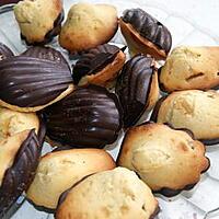 recette Madeleines chocolat noir et oranges confites