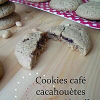 recette Petits cookies café, cacahouètes au coeur nutella