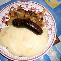 recette Boudin noir aux oignons et sa purée maison