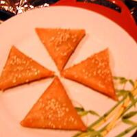 recette TRIANGLES AUX AMANDES ET SESAME